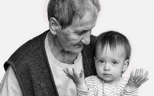 kommunikation-mit-menschen-mit-demenz-500×311 Seniorin mit Kind